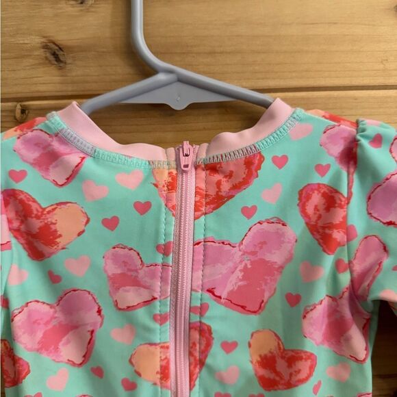 Ruffle Butts Size 12-18 Months Hearts Long Sleeve Rash Guard One Piece Swimsuit - Picture 3 of 8